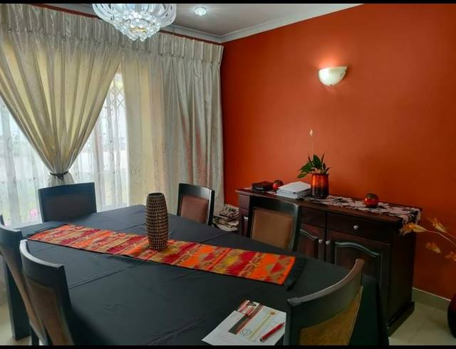 4 BEDROOM HOUSE FOR SALE IN ESCOMBE